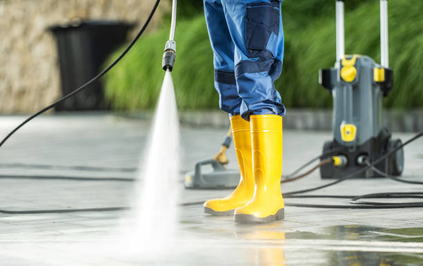 Best Exterior Home Cleaning  in Hobart, WI
